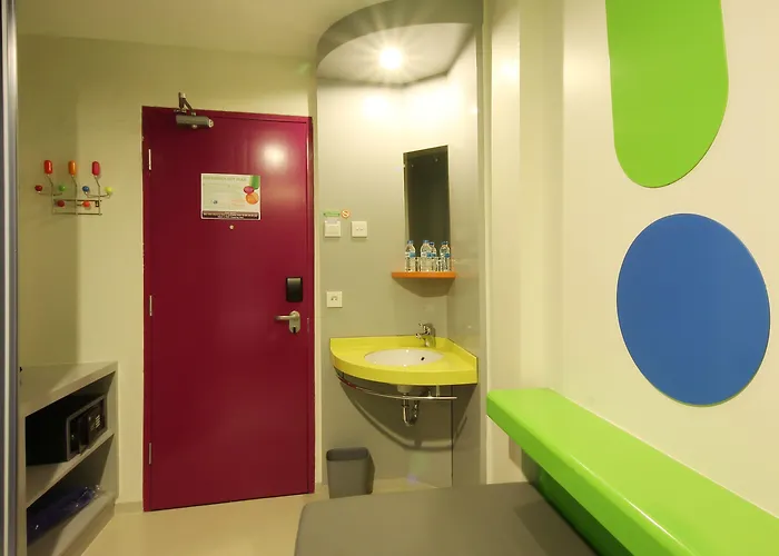 Pop! Hotel