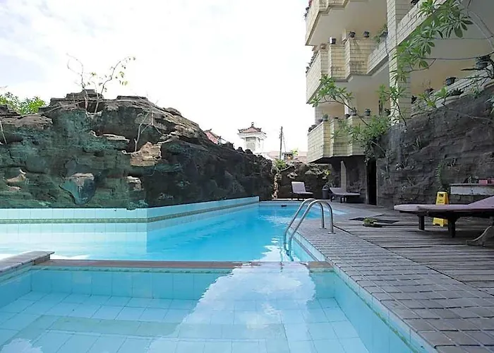 Hotel Pop! 2*