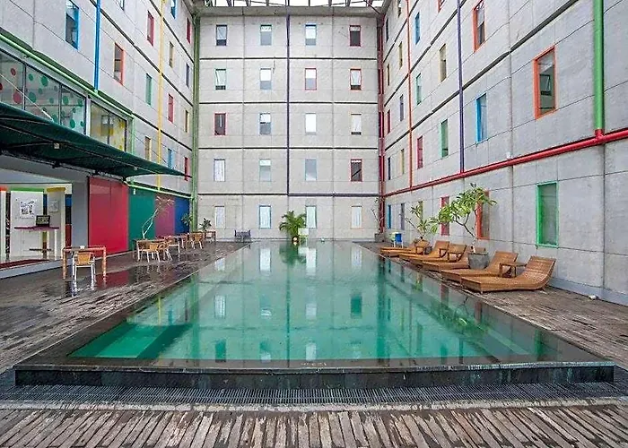 Hotel Pop! 2*
